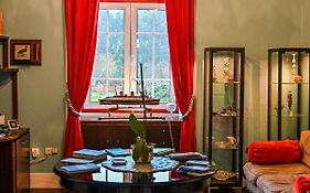 Vintage Balcony Guesthouse