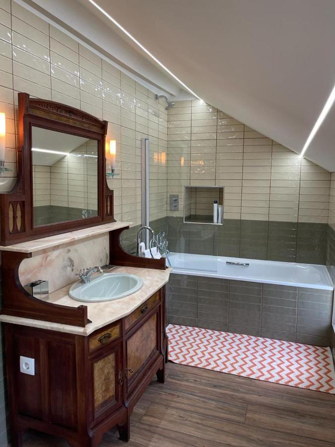 Vintage Balcony Guesthouse Ovar Exterior foto