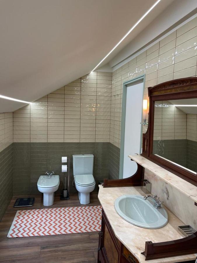 Vintage Balcony Guesthouse Ovar Exterior foto