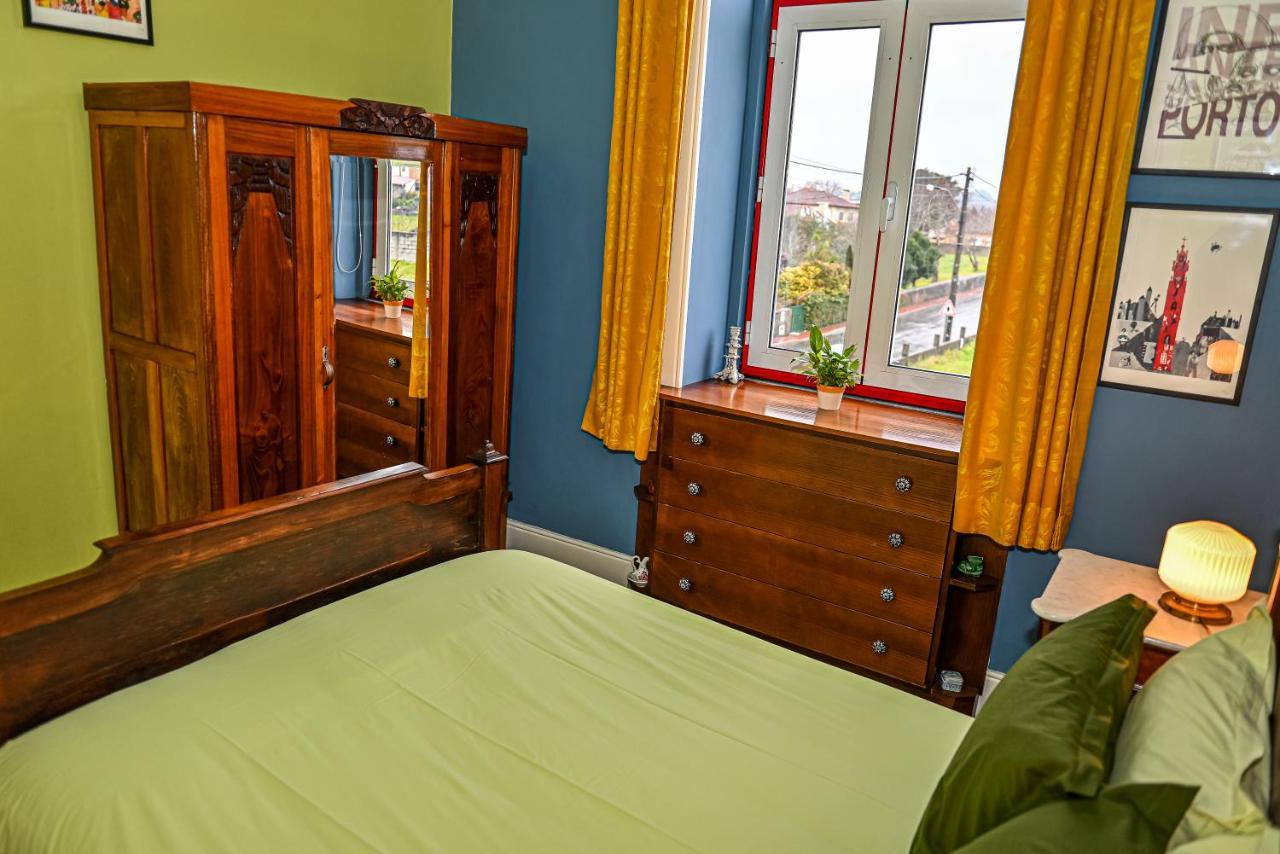 Vintage Balcony Guesthouse Ovar Exterior foto