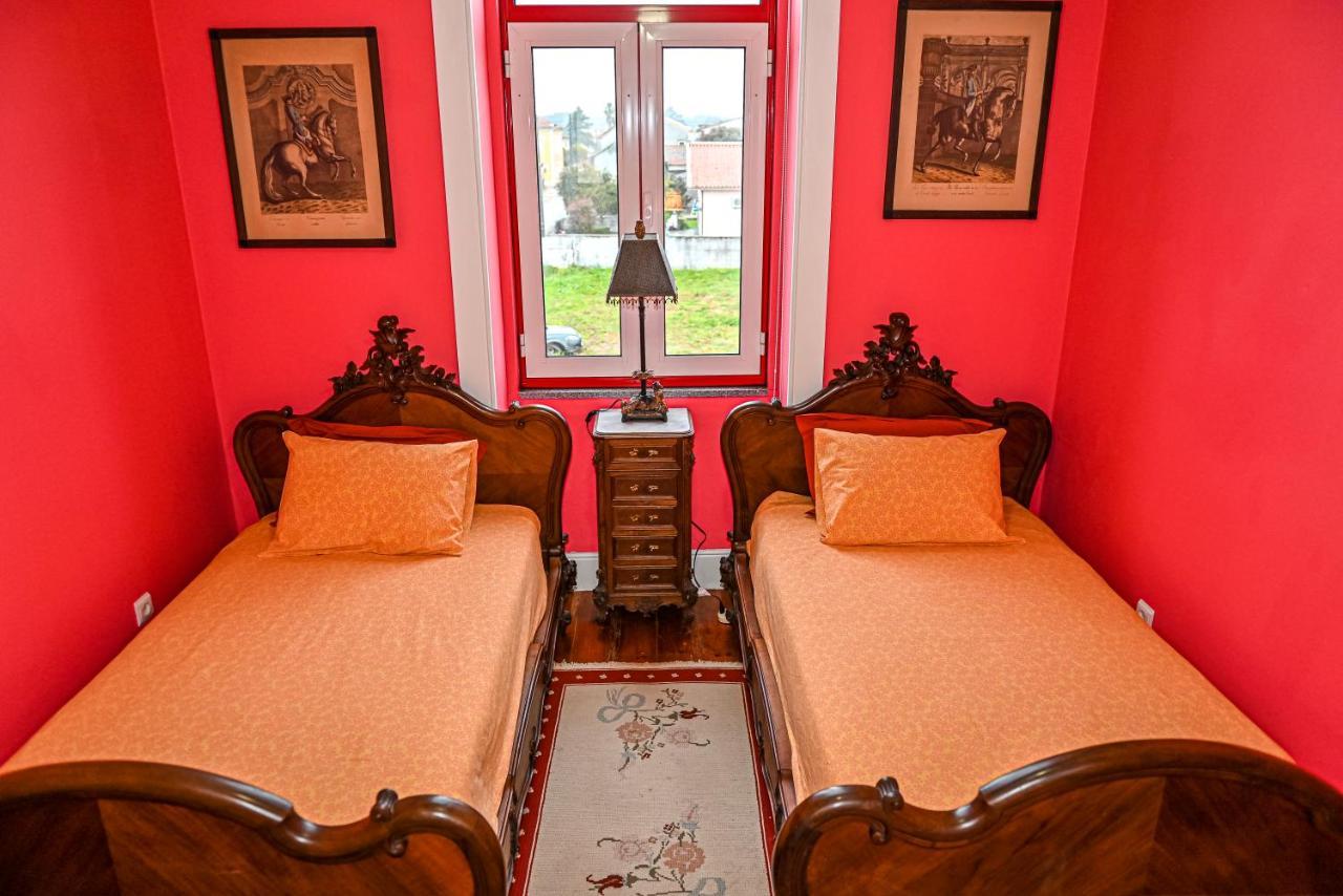 Vintage Balcony Guesthouse Ovar Exterior foto