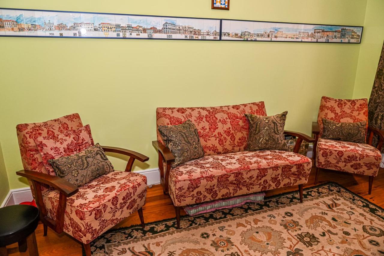 Vintage Balcony Guesthouse Ovar Exterior foto