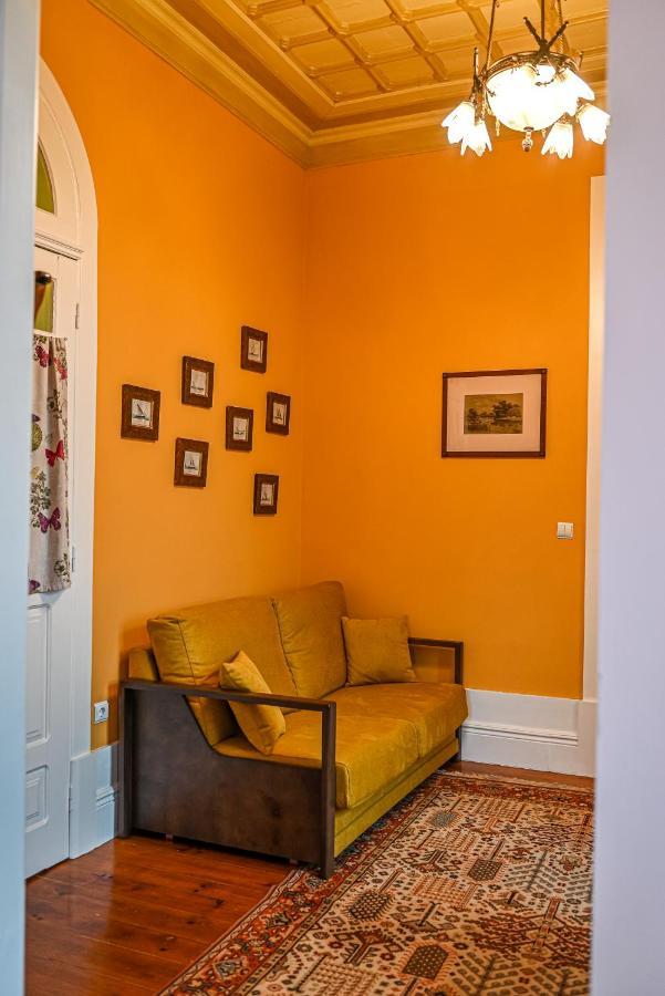 Vintage Balcony Guesthouse Ovar Exterior foto
